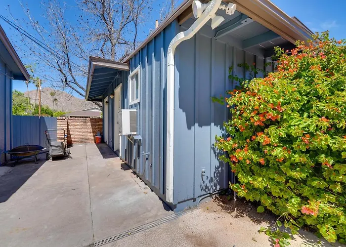 Pool & Outdoor Kitchen: 10 Mi To Dtwn Holiday home