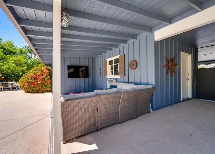 Holiday home Pool & Outdoor Kitchen: 10 Mi To Dtwn